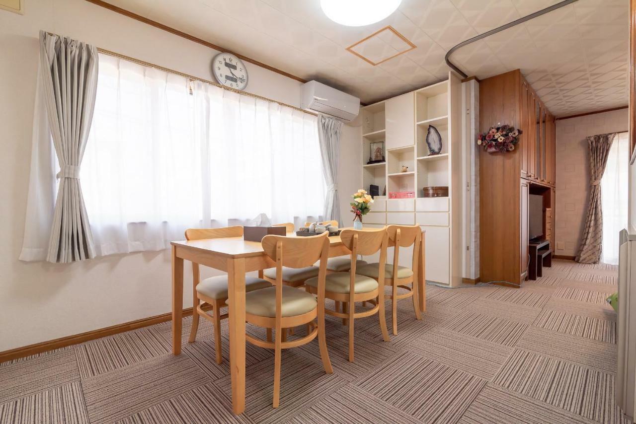 Вилла Hong House Токио Экстерьер фото